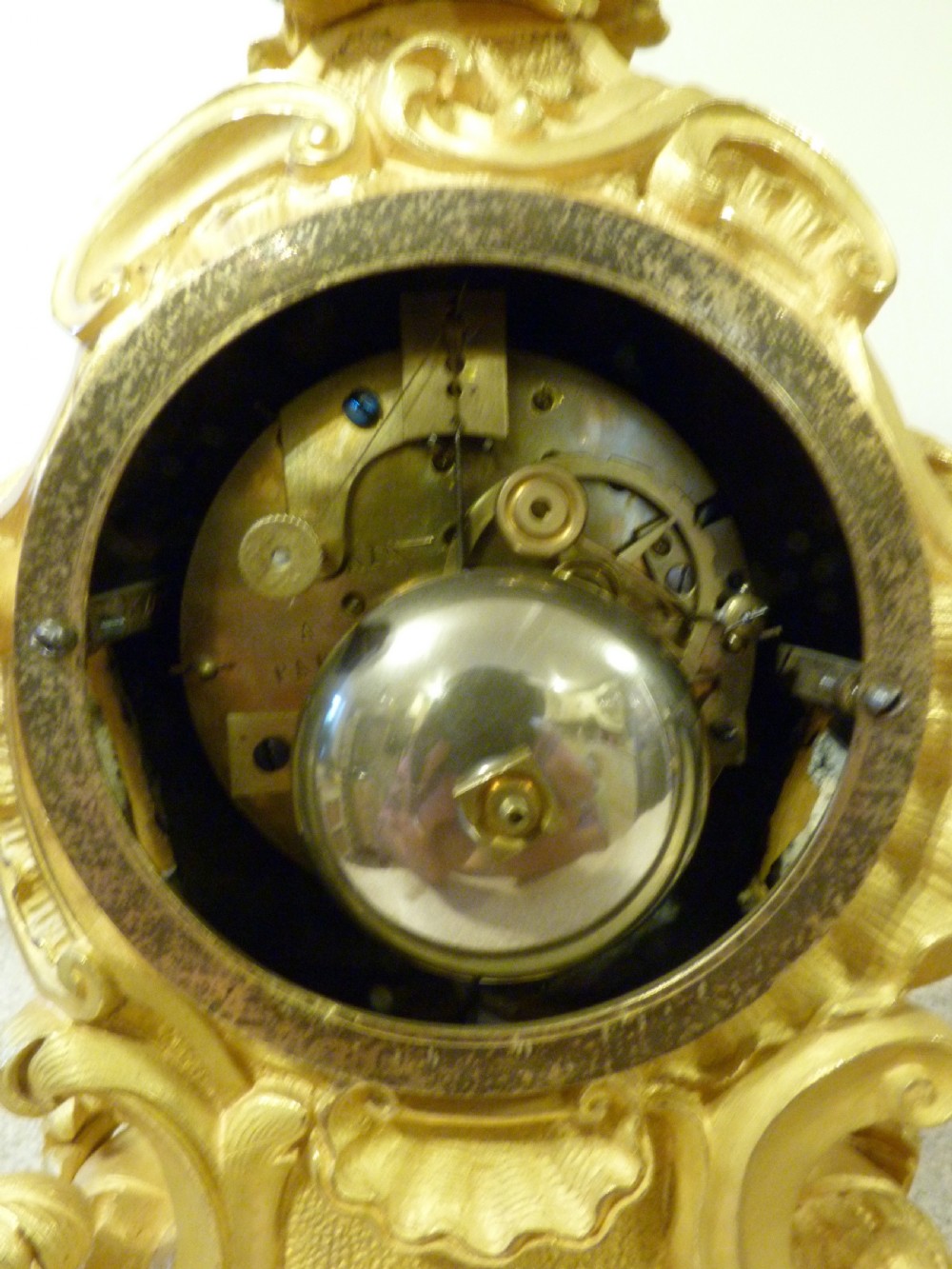 VERY GOOD FRENCH ORMOLU MANTEL CLOCK View IV