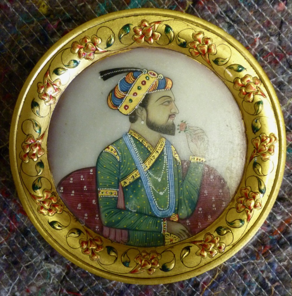UNUSUAL PAIR OF INDIAN ALABASTER PLATES View II
