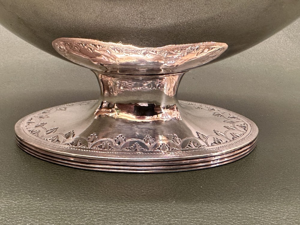 Good English Hallmarked Silver Sugar Basket – Robert Hennell, London, 1791 View III