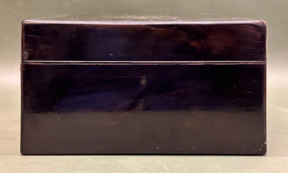 Fine quality 19th century coromandel wood inlaid Sewing Box, with provenance View XIII