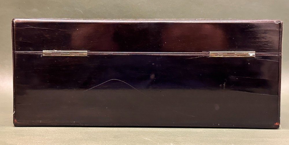 Fine quality 19th century coromandel wood inlaid Sewing Box, with provenance View XIV