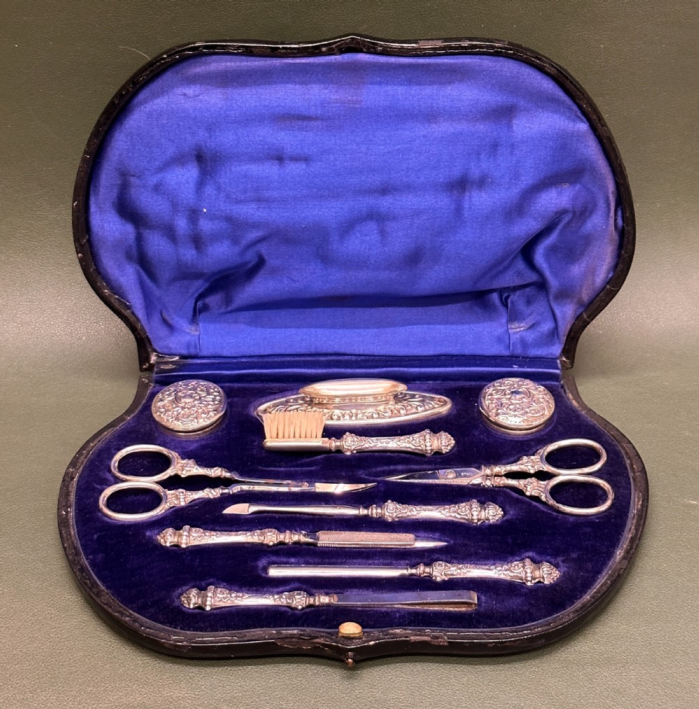 Edward VII Fully-fitted Silver Manicure Set - Birmingham 1906