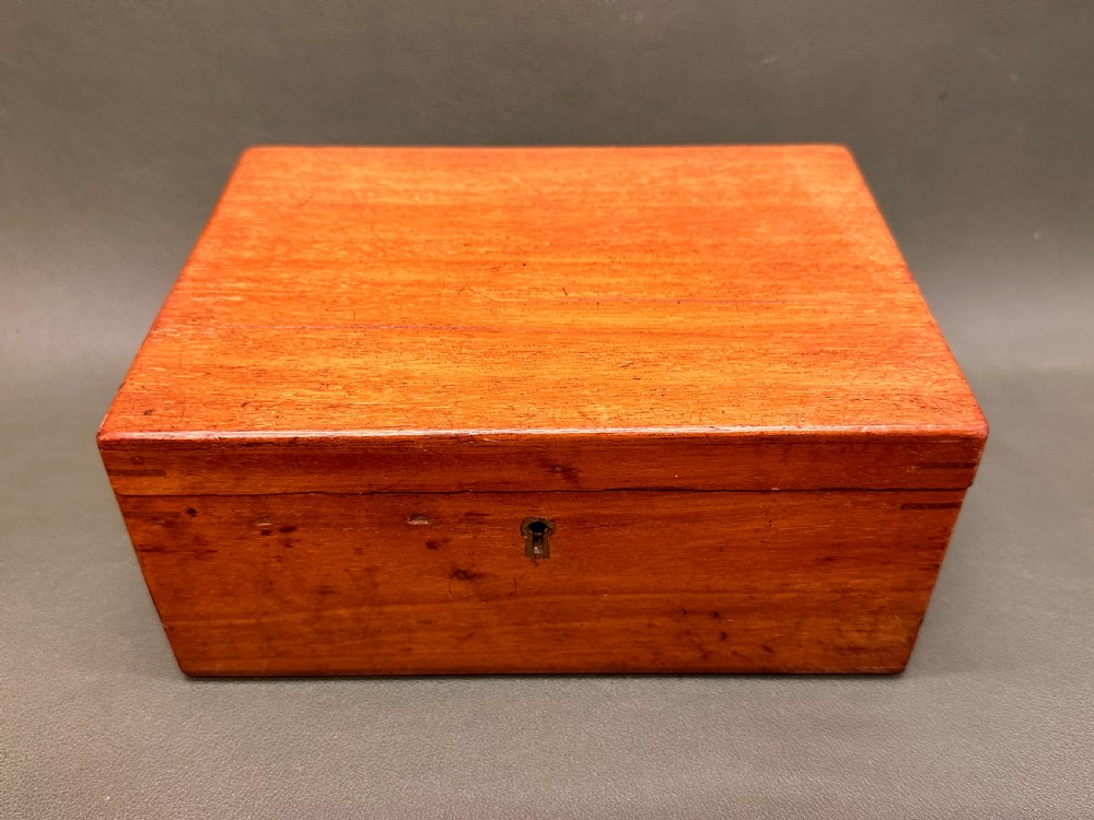 Good quality boxed weighted STAUNTON Chess Set View II