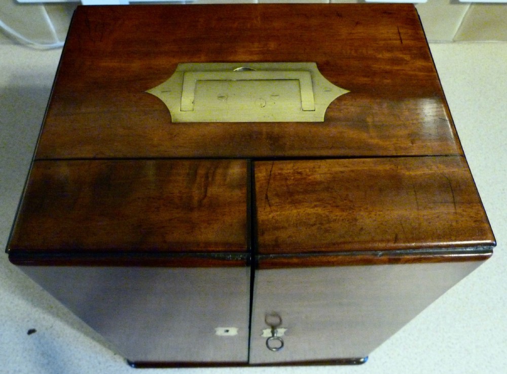 ENGLISH FULLY-FITTED APOTHECARY'S CABINET View IV