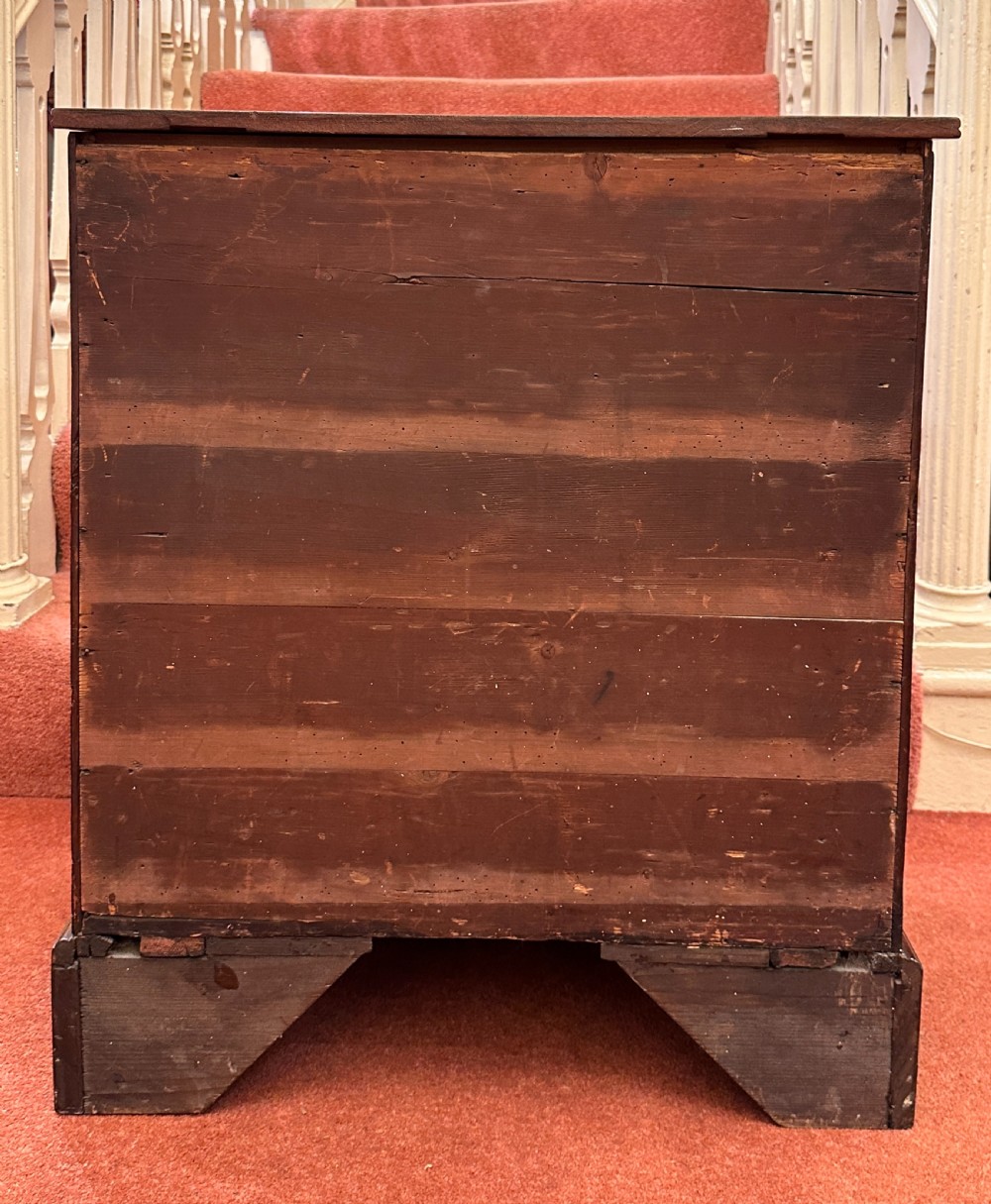 An Early 19th Century Mahogany Chest Of Four Graduating Drawers of small size View VII