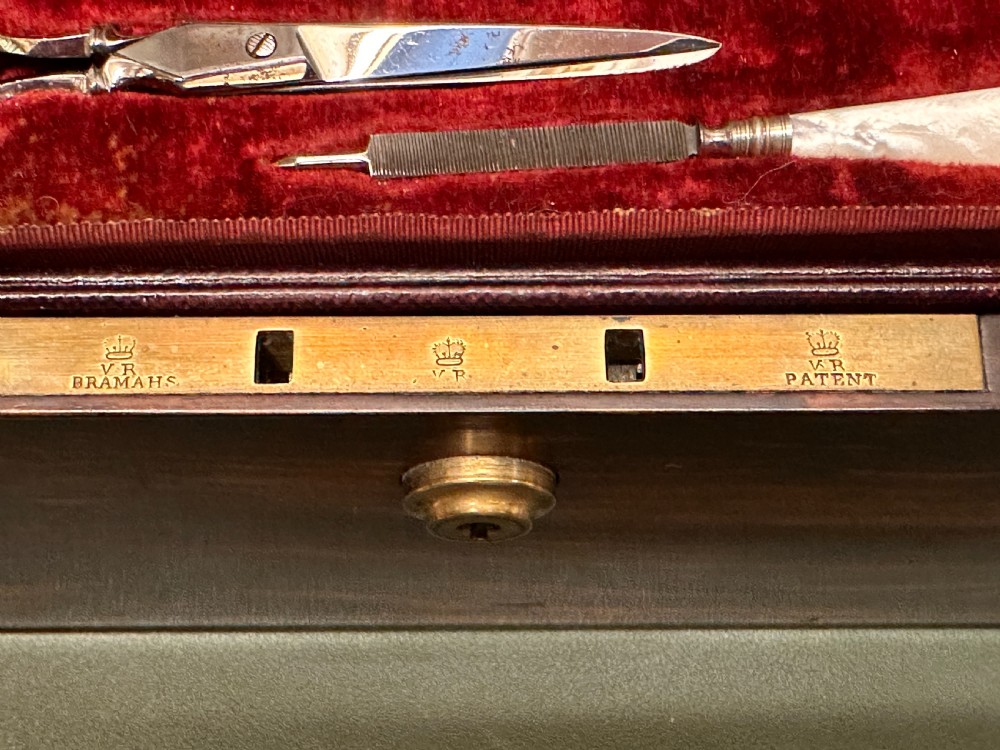 A good coromandel-wood Lady's silver Dressing Case and contents, Hallmarked 1858 View VII
