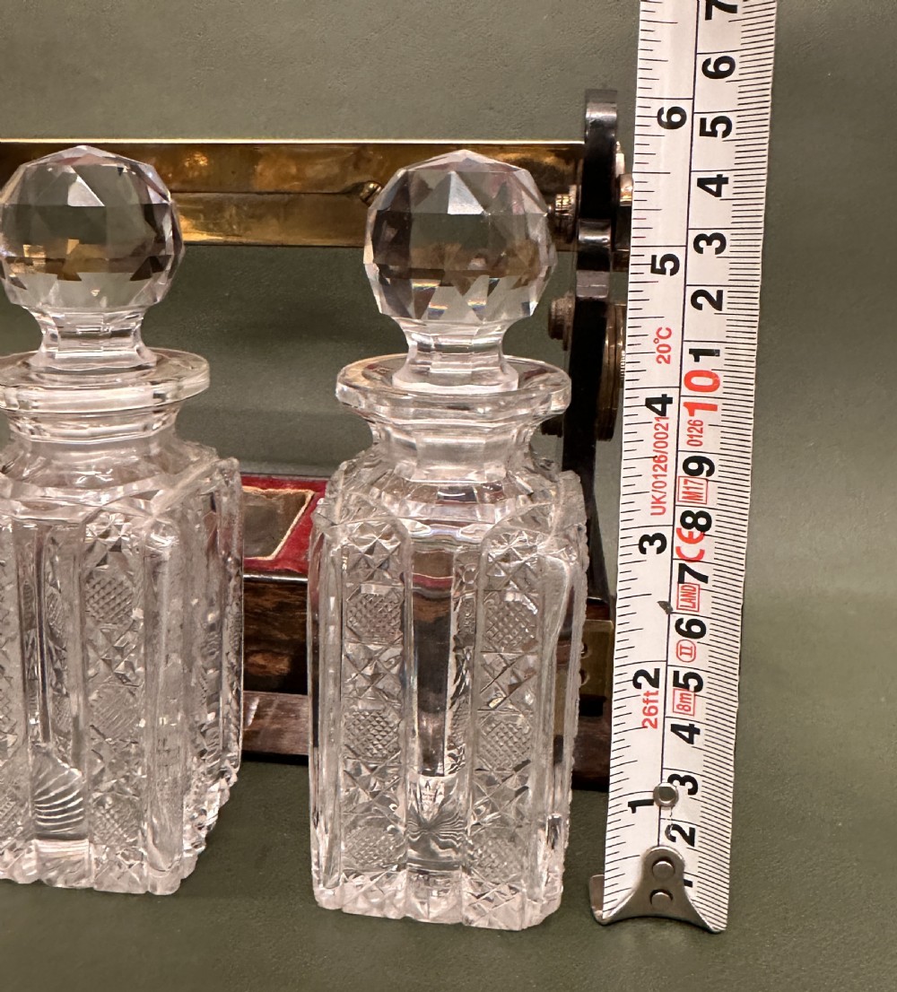 Coromandel-wood 3-decanter Tantalus of smaller size, by Betjemann of London View VIII