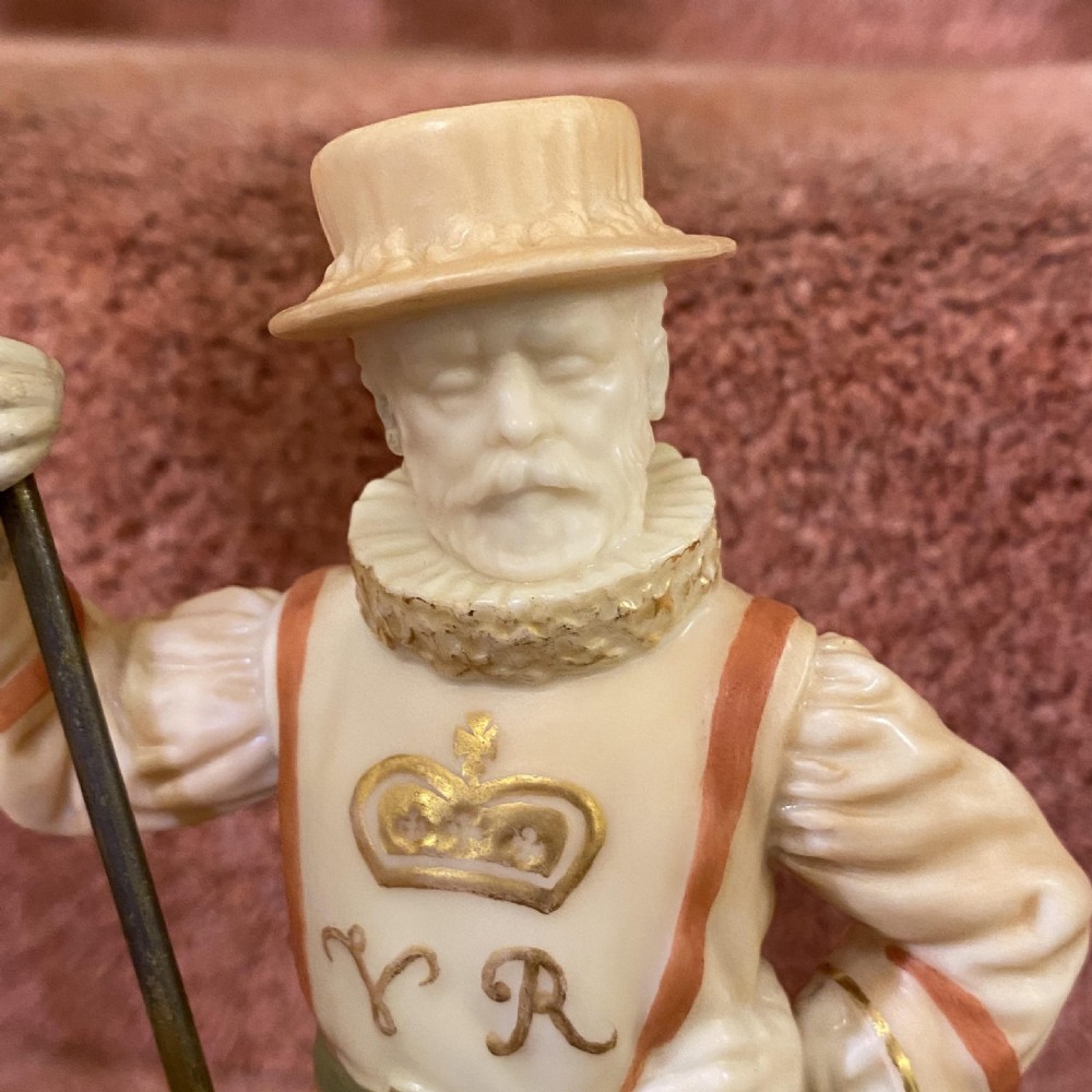 Rare Royal Worcester porcelain figure - Beefeater (Model No: 1362), by James Hadley. Dated 1892 View II