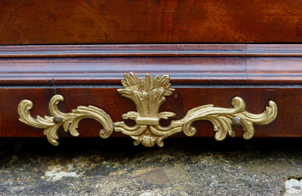 A FINE ORIGINAL 18TH CENTURY BRACKET CLOCK View V