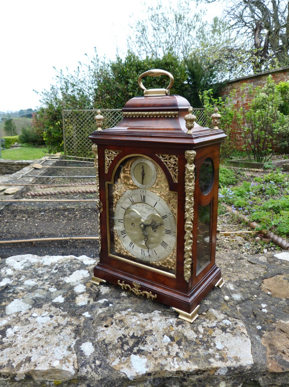 A FINE ORIGINAL 18TH CENTURY BRACKET CLOCK View VIII