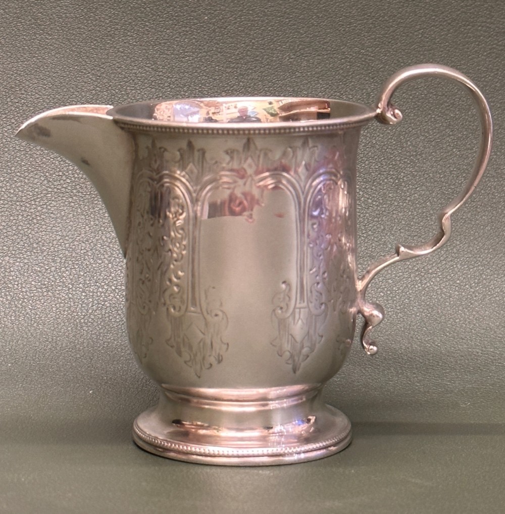 Victorian hallmarked Silver Cream Jug (London, 1860, Daniel & Charles Houle)