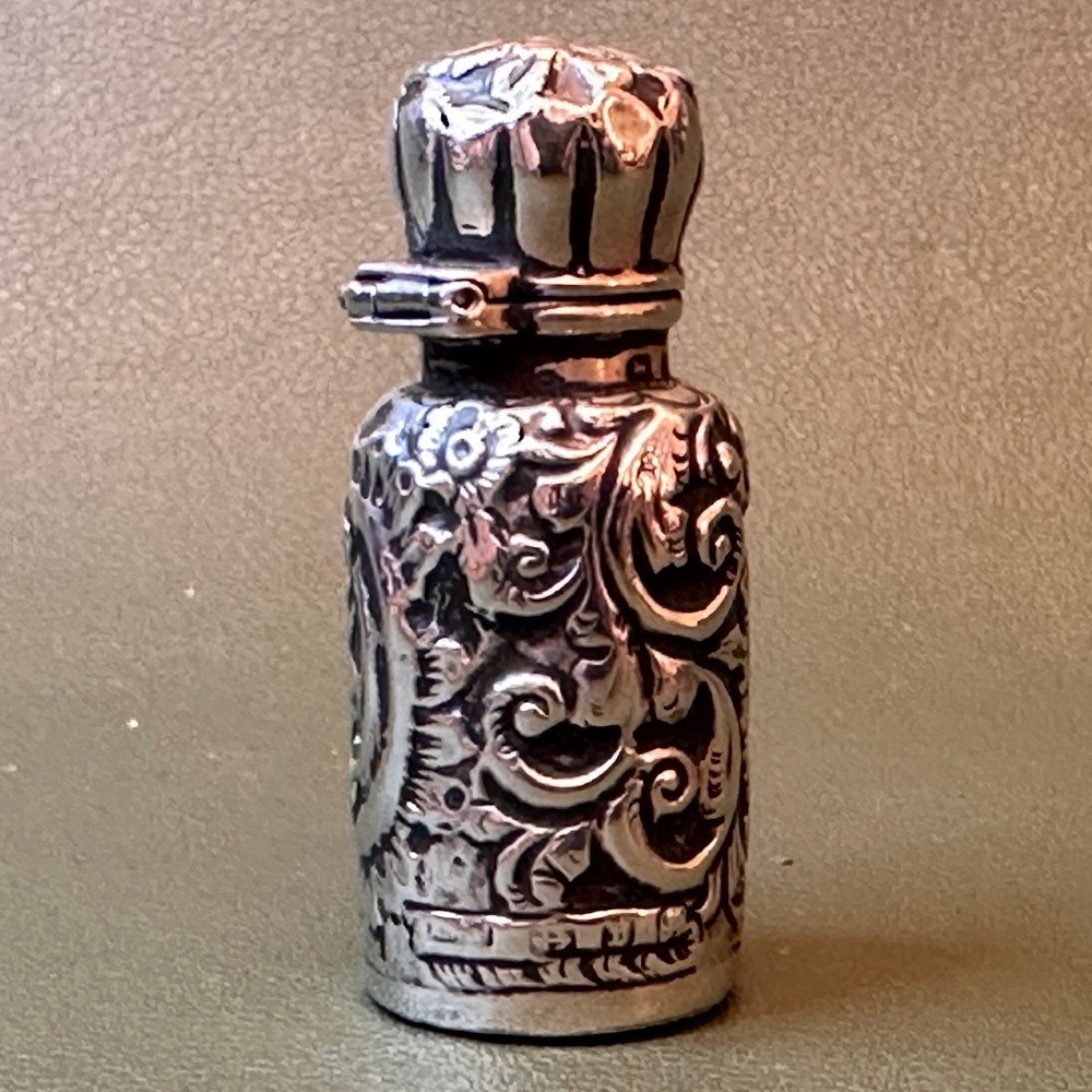 Hallmarked English Silver Scent flask (Birmingham, 1876)