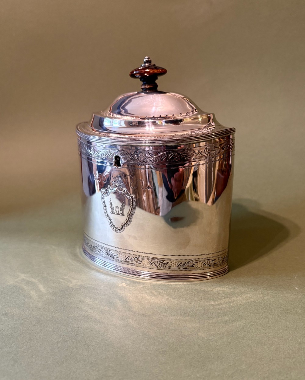 A FINE GEORGE III SILVER TEA CADDY View III