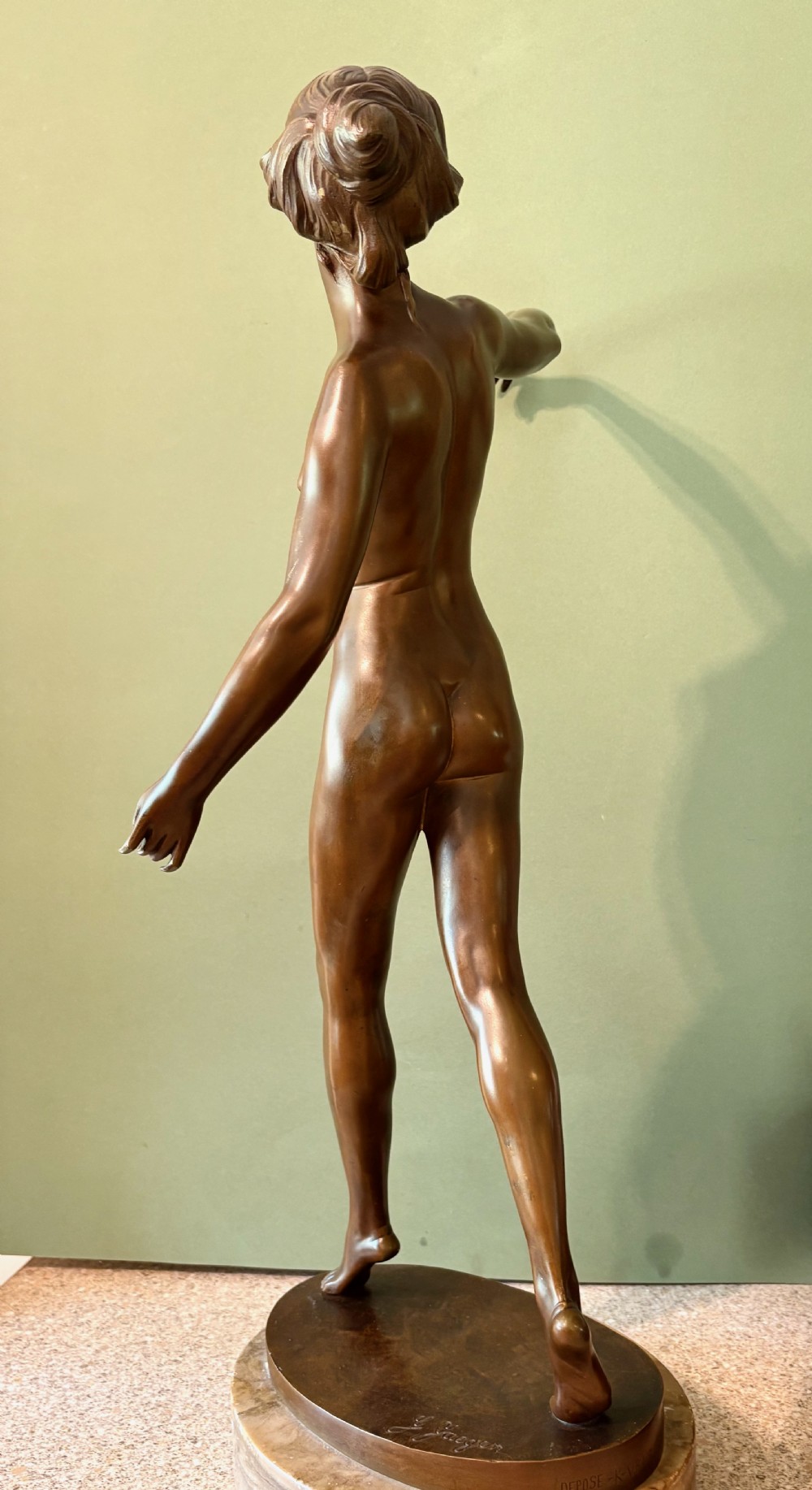 A FINE LARGE ELEGANT BRONZE FIGURE View V