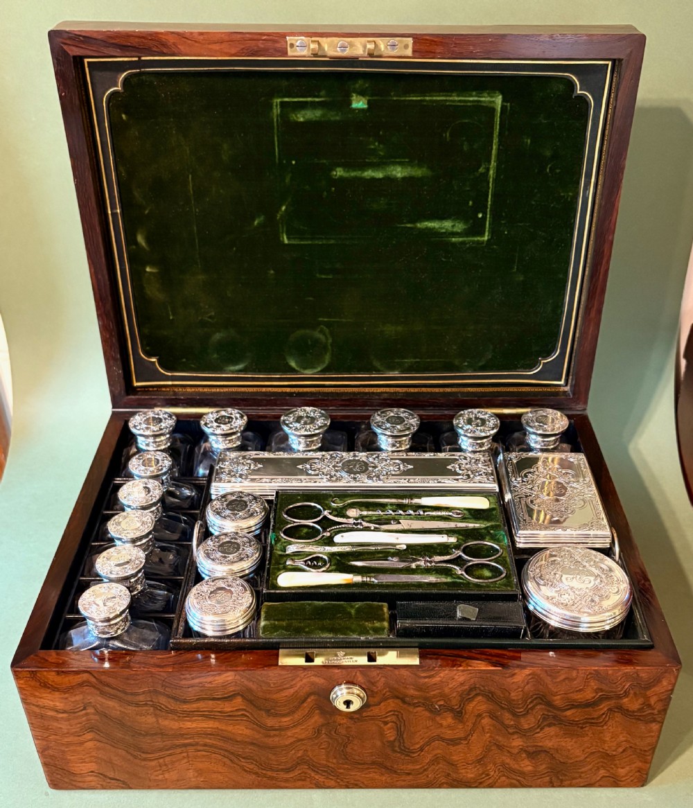 LADY'S FULLY-FITTED DRESSING & JEWELLERY CASE