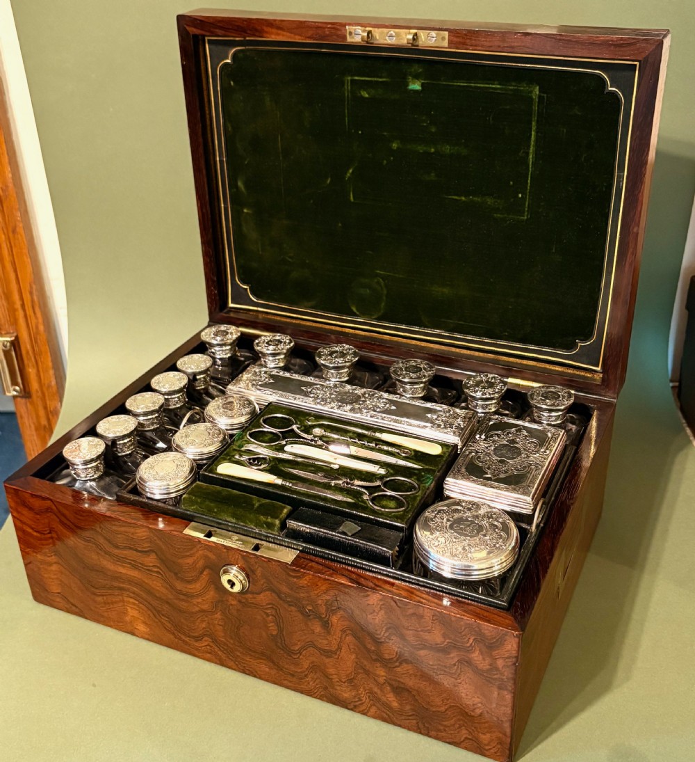 LADY'S FULLY-FITTED DRESSING & JEWELLERY CASE View III