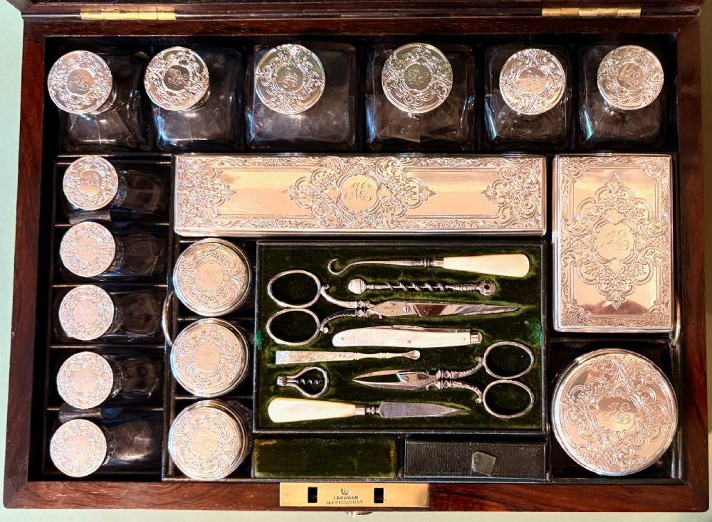LADY'S FULLY-FITTED DRESSING & JEWELLERY CASE View IV