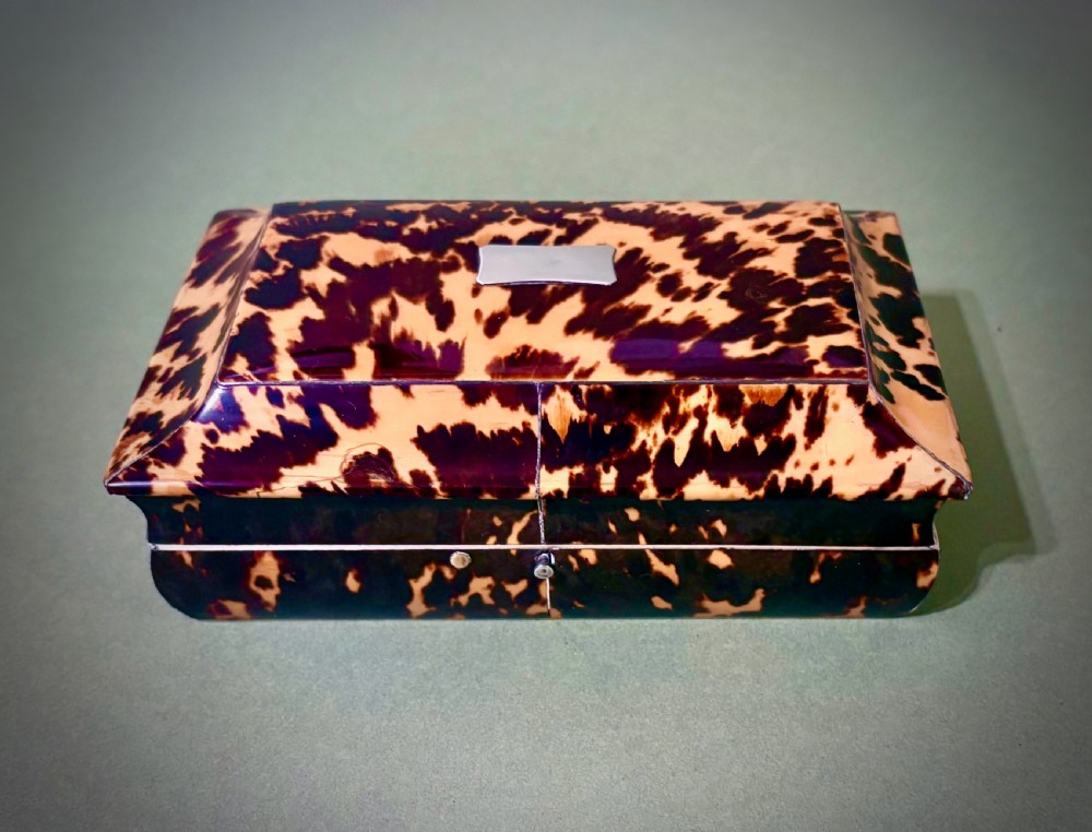 TORTOISESHELL FITTED SEWING BOX View IV
