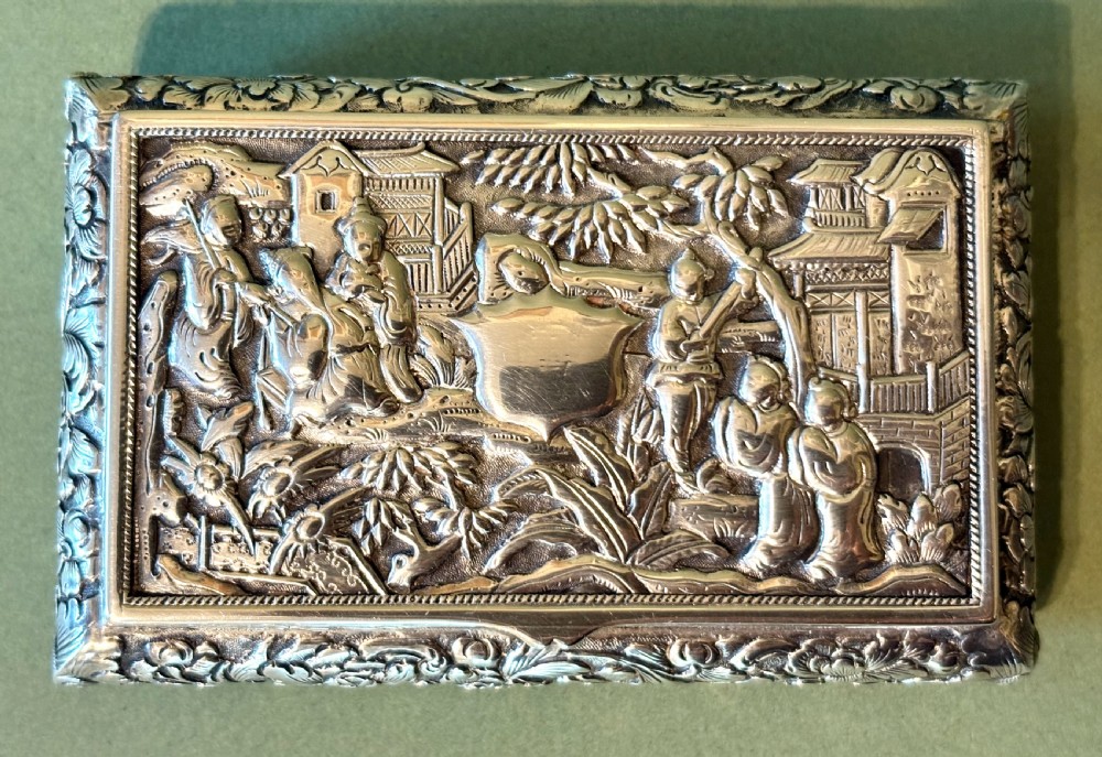 HEAVY CHINESE SILVER SNUFF BOX View II