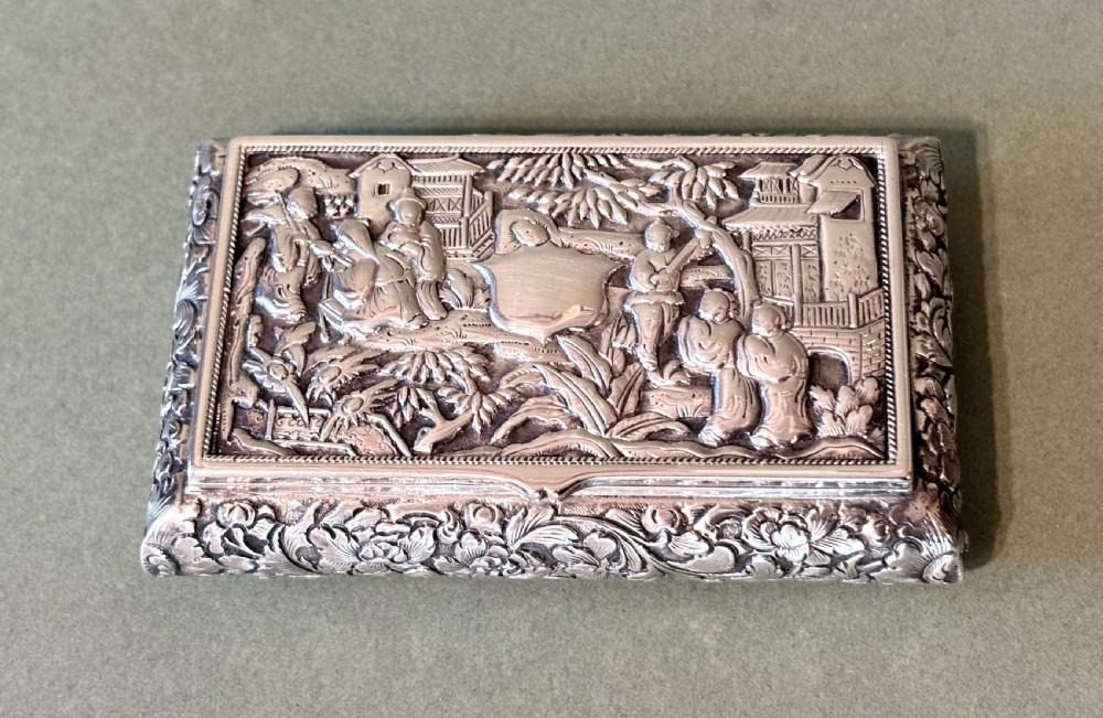 HEAVY CHINESE SILVER SNUFF BOX View III