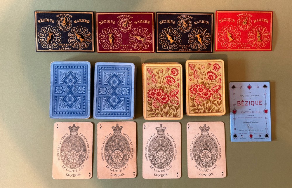 VERY FINE WALNUT GAMES COMPENDIUM View VI