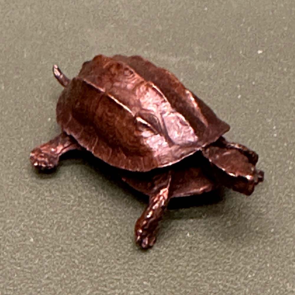 Small Japanese bronze okimono of a Tortoise (Meiji period – 1868-1912)