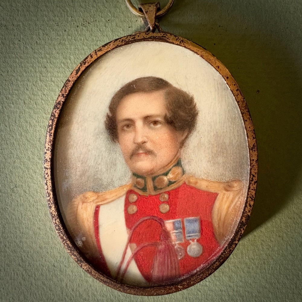 MINIATURE OF ARMY OFFICER View II