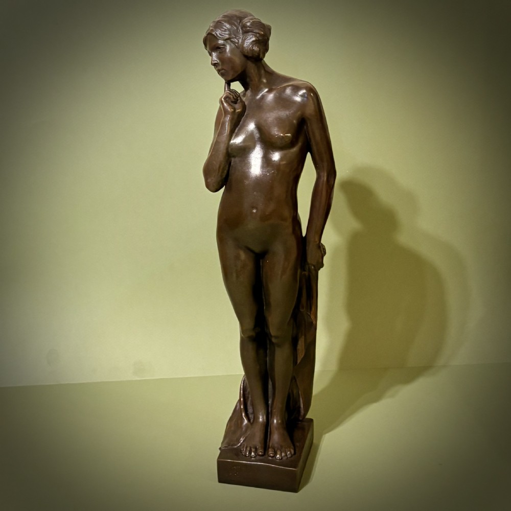 A TRULY CHARMING BRONZE SCULPTURE
