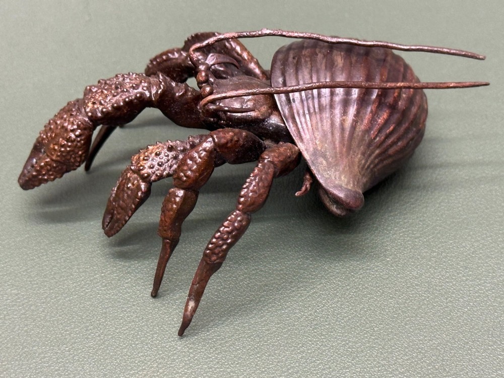 A Meiji period Japanese articulated Bronze Hermit Crab, c.1900 View VIII