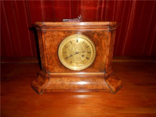 Victorian Burr Walnut 8 Day Bracket / Mantle Clock