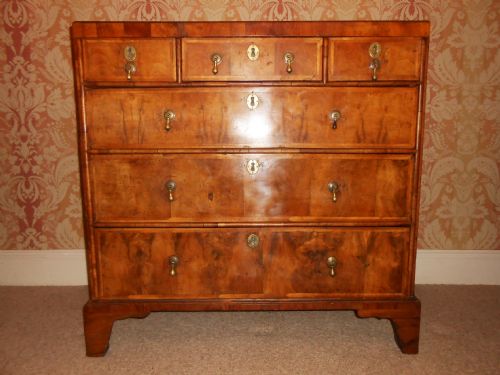 18th Century Walnut Chest of Drawers, George II C.1740