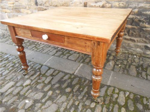 Victorian Pine Farmhouse Kitchen Table