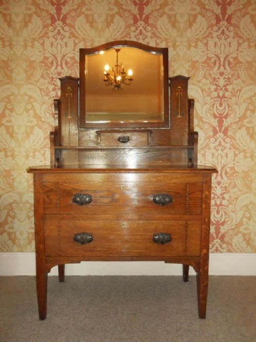 Late Victorian Oak Arts & Crafts Style Dressing Table