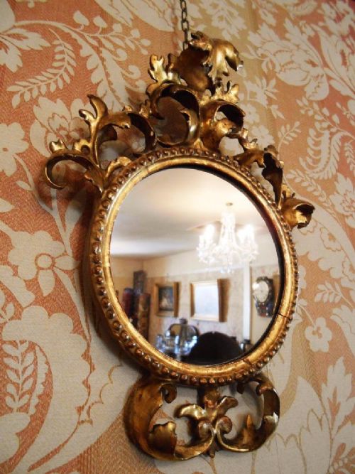 Early 19th Century Florentine Giltwood Waterfall Mirror
