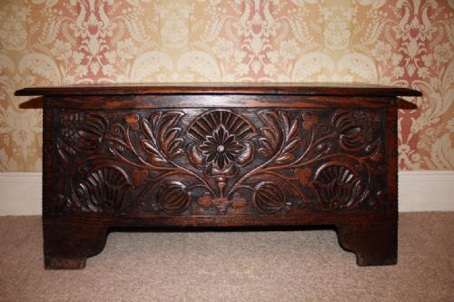 Early 20th Century Arts & Crafts Carved Oak Coffer / Chest