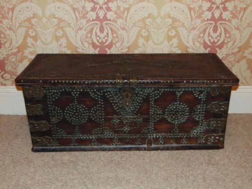 Studded Oak Breton Coffer / Chest / Coffee Table