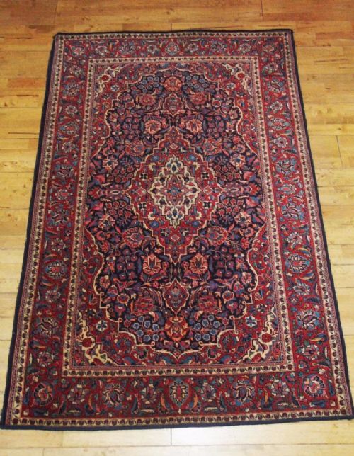 Antique Persian Kashan Carpet / Rug, Isfahan Province
