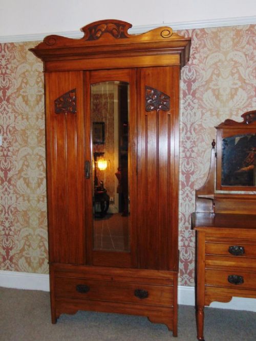 fig 1. Late Victorian Satin Walnut Wardrobe & Matching Dressing Table