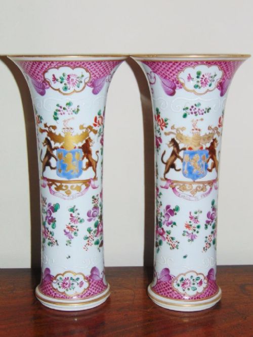 Attractive Pair of 19th Century Samson Armorial Famille Rose Porcelain Vases