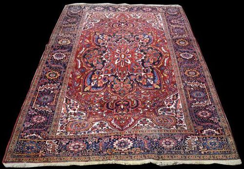 Large Antique Heriz Rug / Carpet Persian Azerbaijan