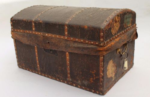 Georgian Studded Leather Coaching Trunk / Chest