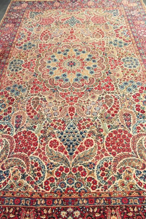 fig 1. Antique Fine Lavar Kirman Carpet Room Size