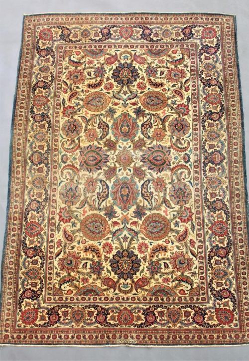 Fine Antique Kashan Rug / Carpet Signed