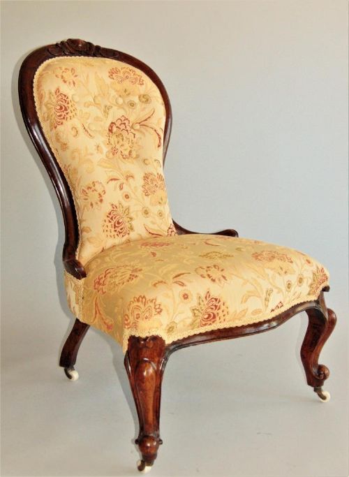 Victorian Mahogany Spoonback Nursing Chair