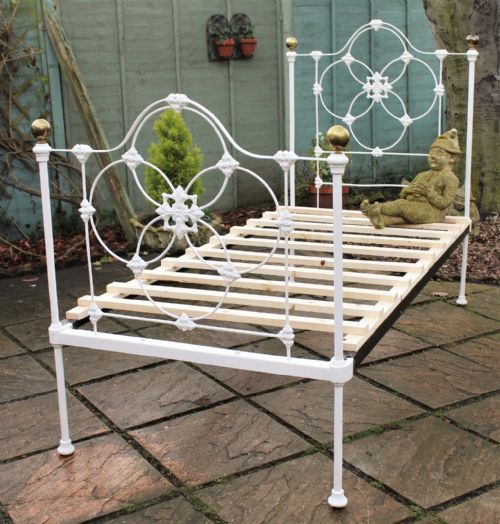 Pretty Victorian Cast and Brass Single Bed