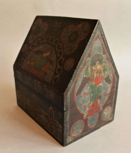 fig 1. Painted Box Folk Art