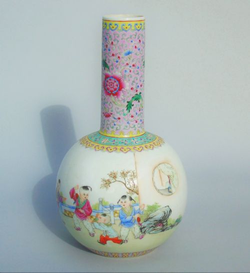 Chinese Famille Rose Bottle Vase