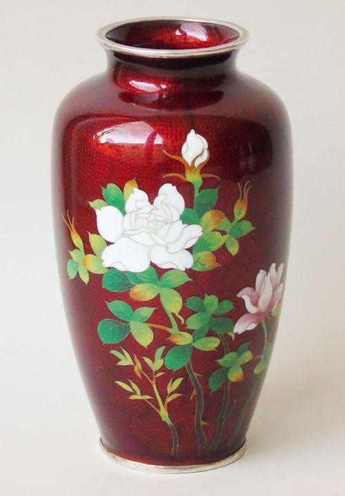 Beautiful Japanese Ginbari Cloisonne Vase