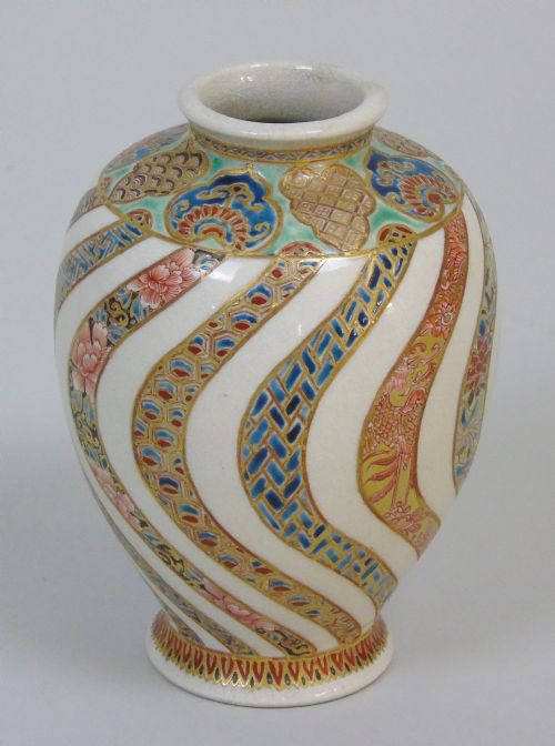 Antique Japanese Meiji Satsuma Vase