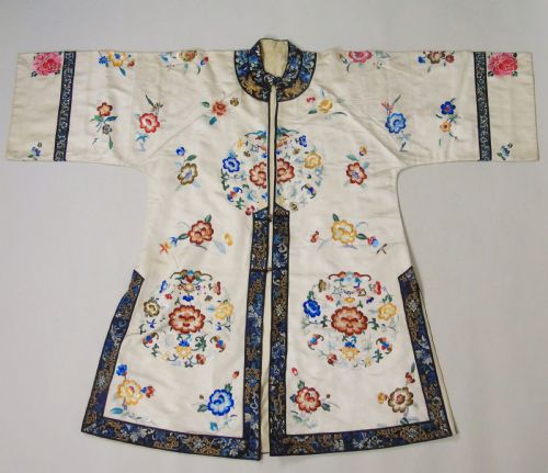 19th Century Chinese Silk Embroidered Robe